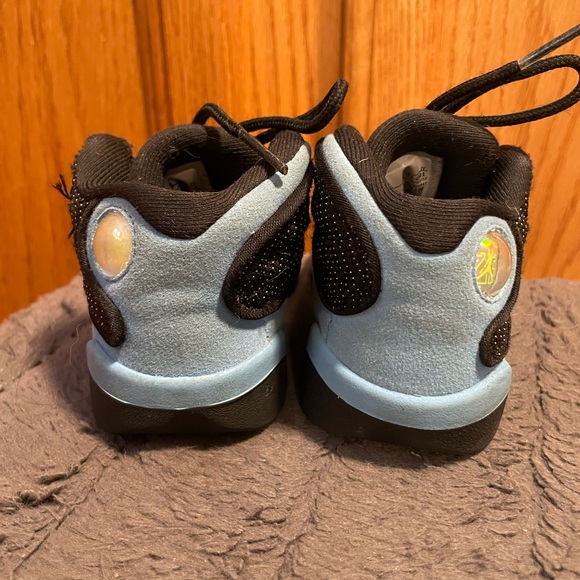 Child’s Jordan air retro 13 blue and black size 7 toddler - Picture 5 of 6